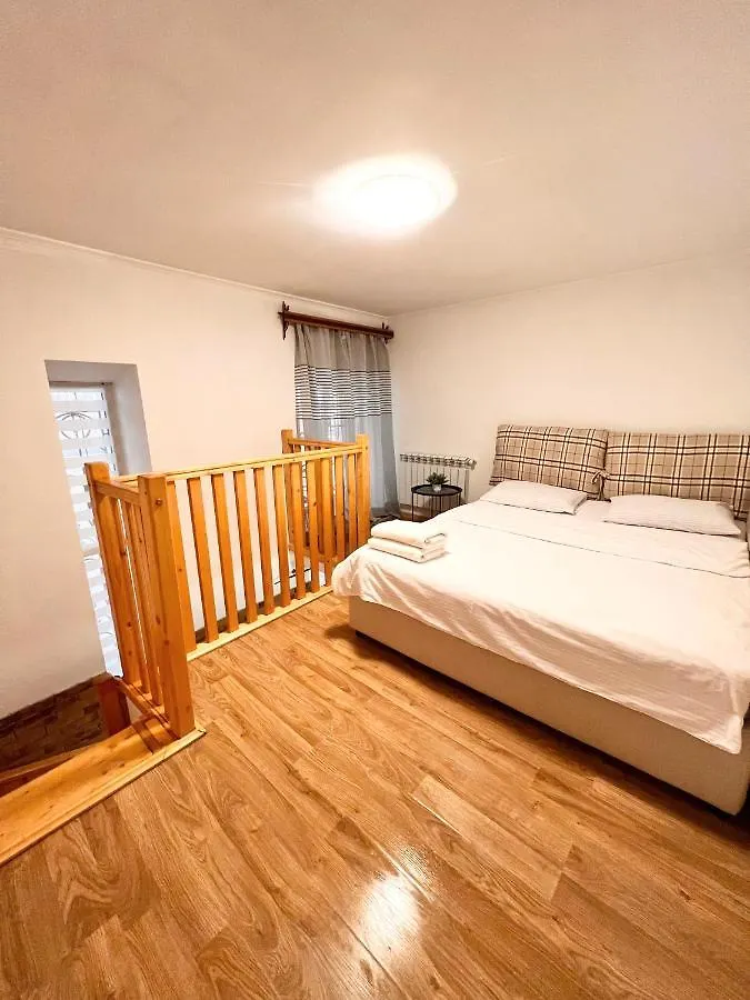 Апартаменти В Центрі Lviv Apartment